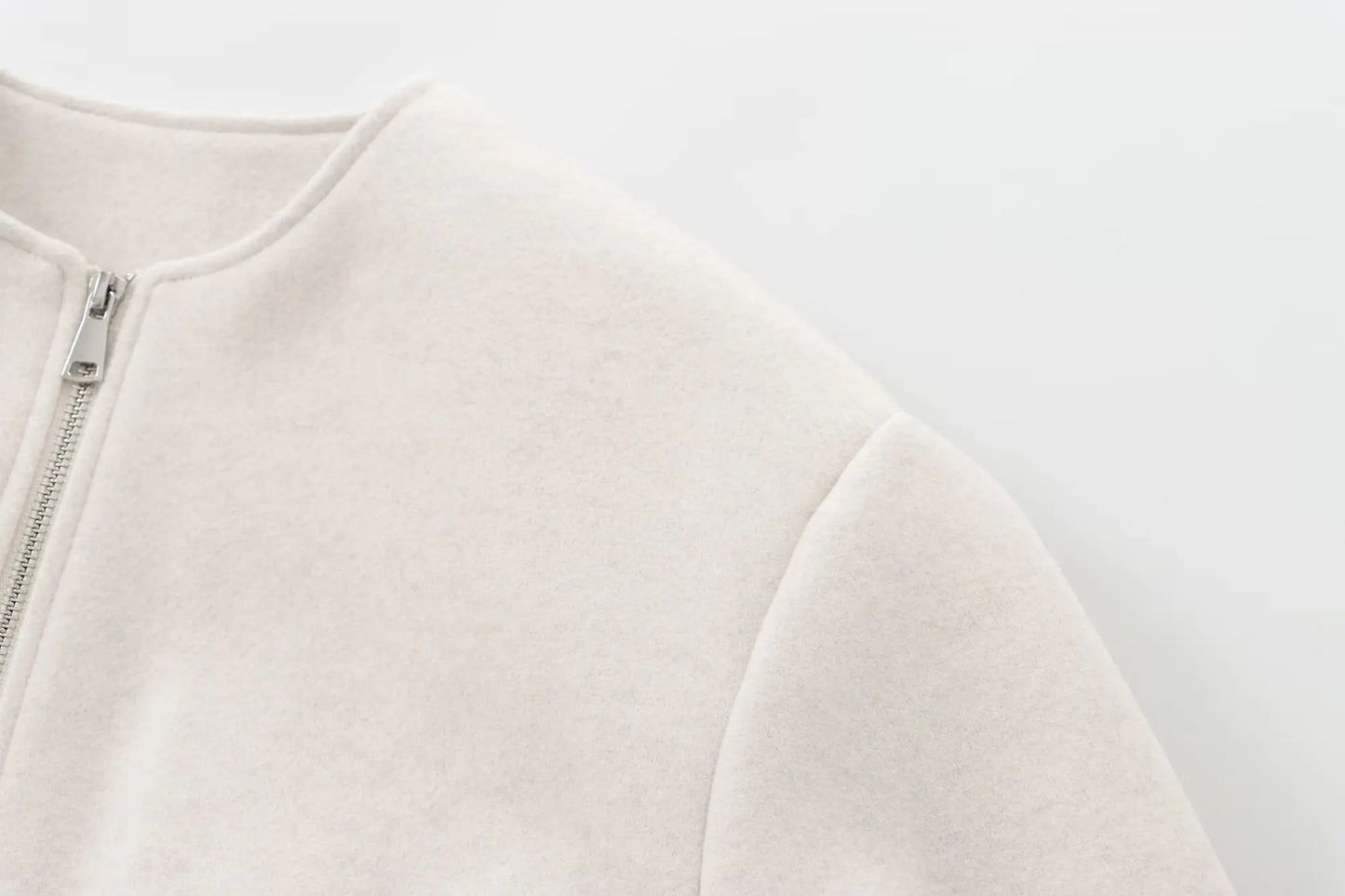 Chaqueta bomber con cremallera